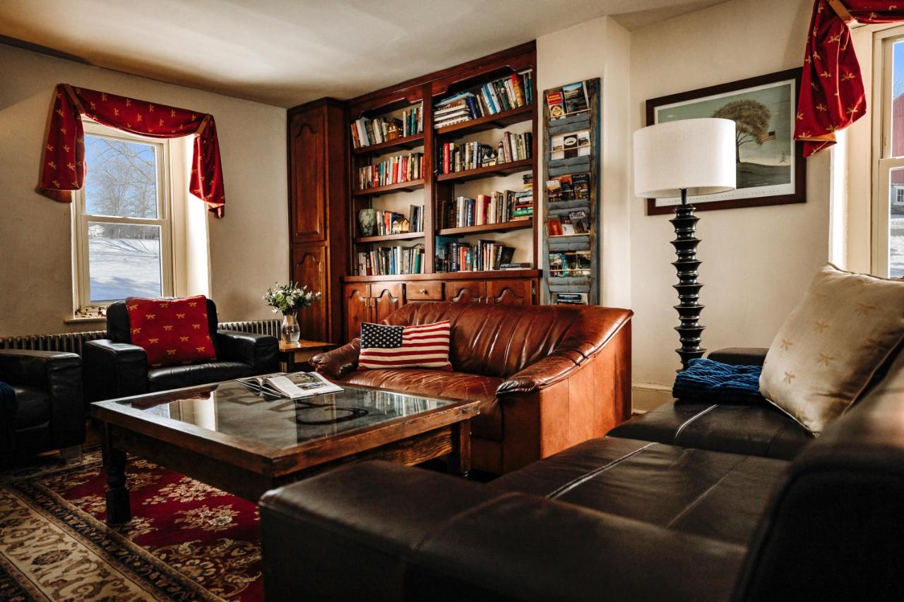 | Galvanized America Inn & Art Gallery
