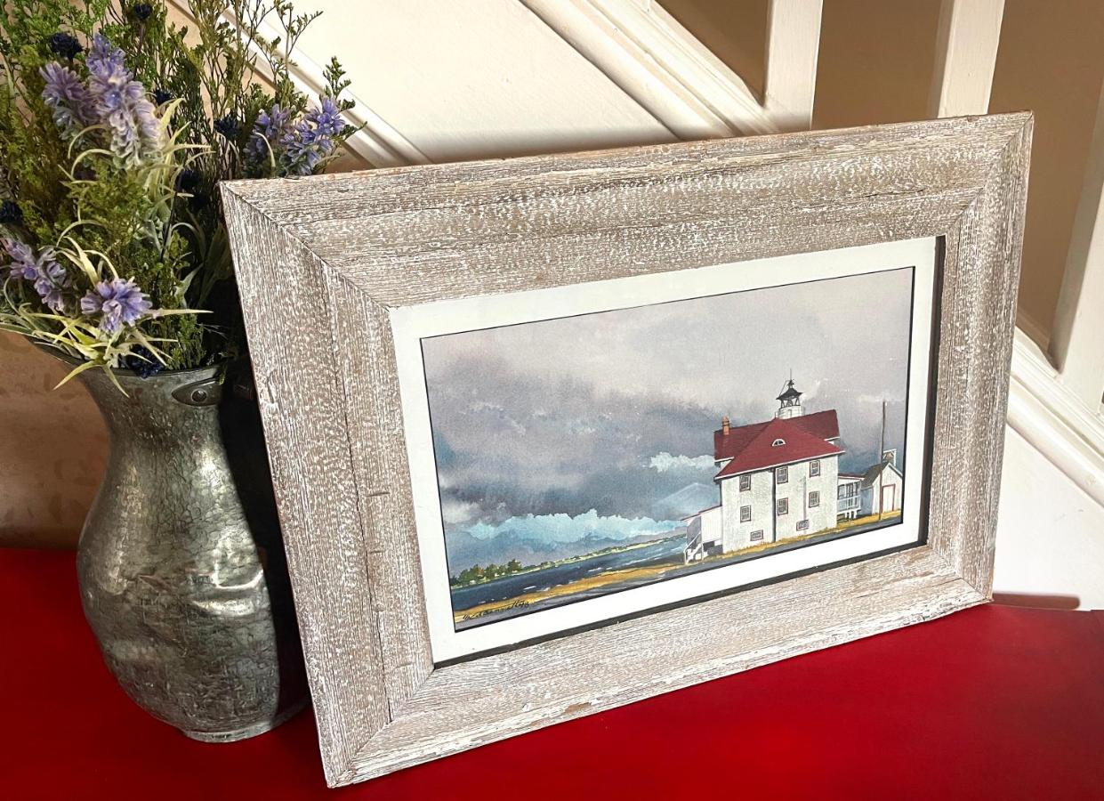 | Galvanized America Inn & Art Gallery