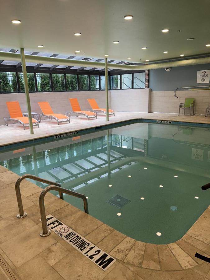 | Holiday Inn Express & Suites - Dahlonega - University Area, an IHG Hotel