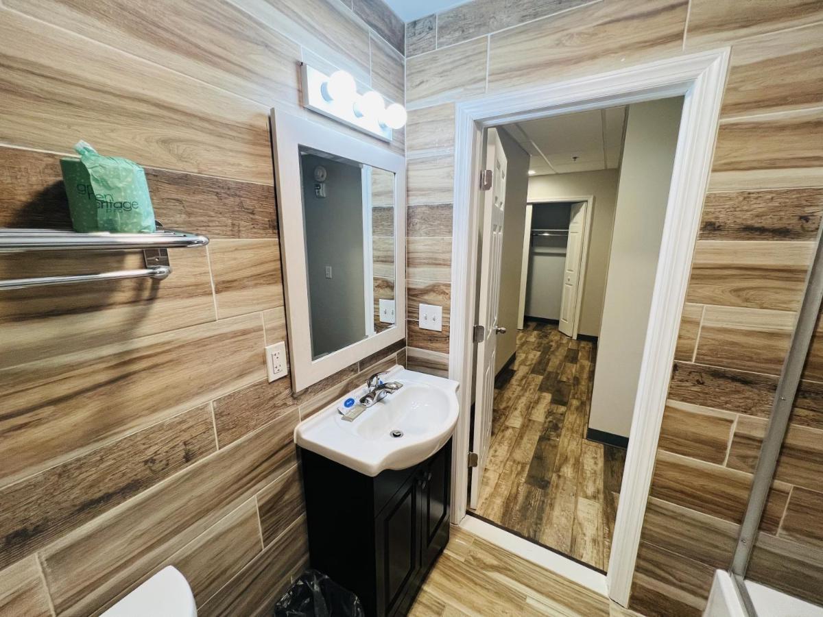 | Haiban Inn Jersey City