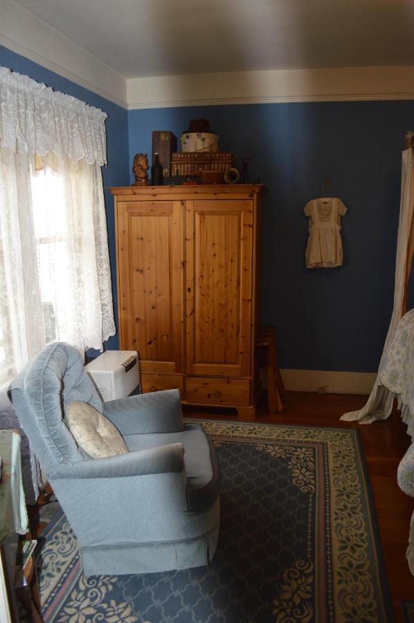 | GlenMorey Country House
