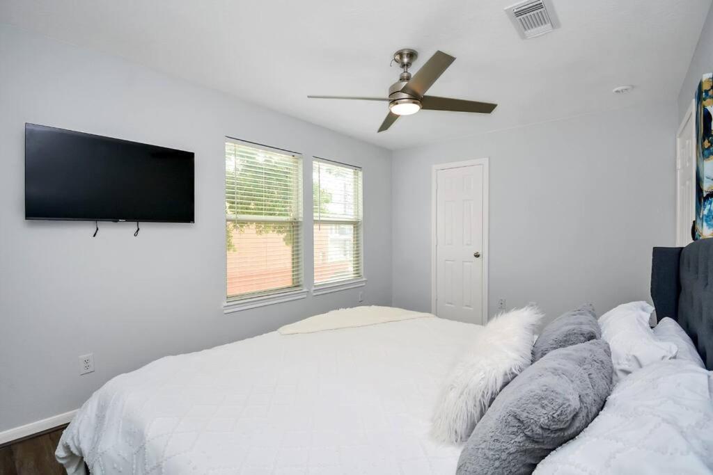 | The Midtown House