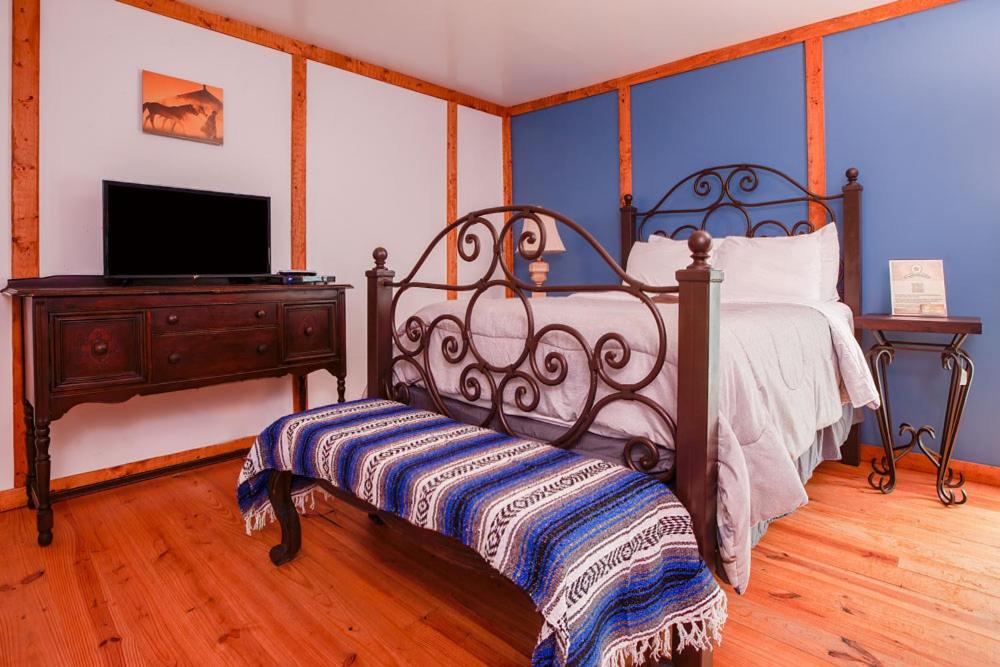 | Coyote Station Lodging