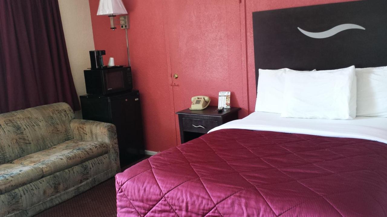 | American Inn
