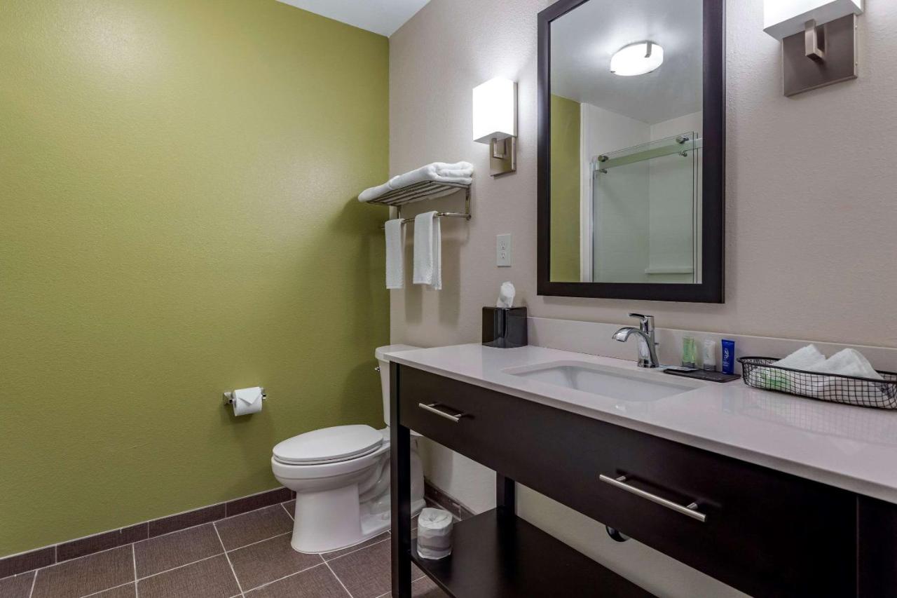 | Sleep Inn & Suites