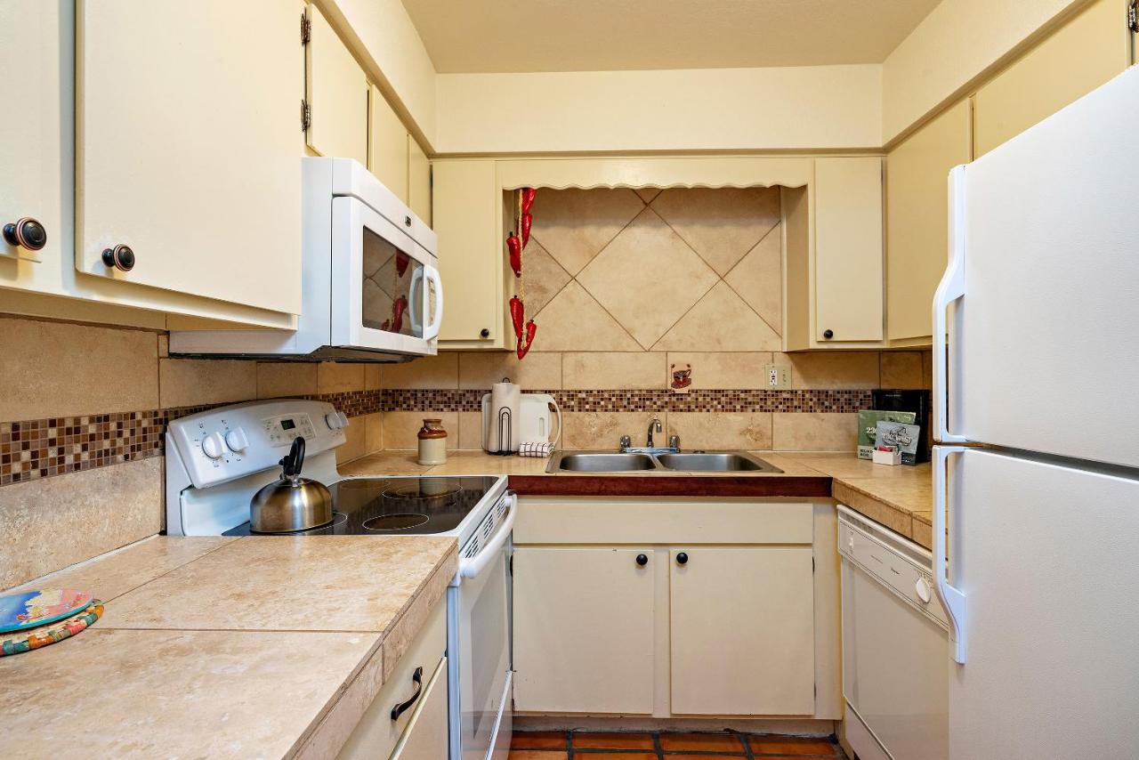 Standard One-Bedroom Condominium at Fort Marcy Suites
