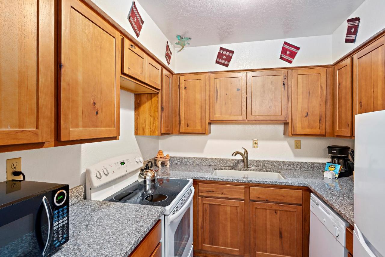 | Fort Marcy Suites