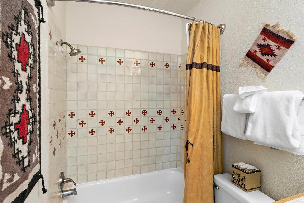 Standard One-Bedroom Condominium at Fort Marcy Suites