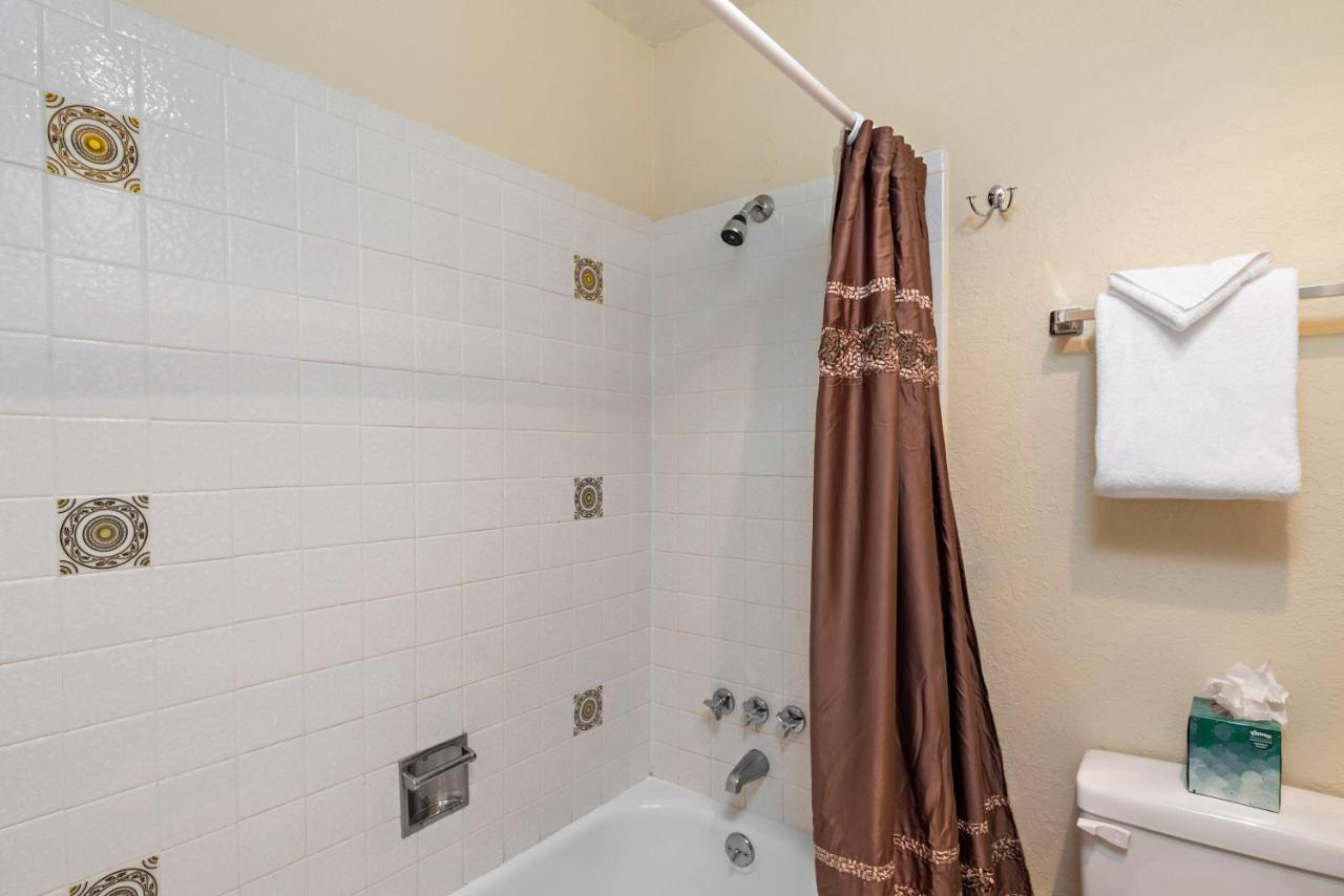 Standard Two-Bedroom Condominium at Fort Marcy Suites
