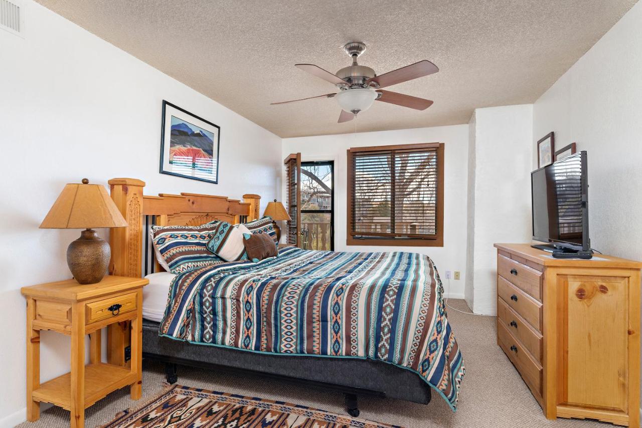 Standard Two-Bedroom Condominium at Fort Marcy Suites