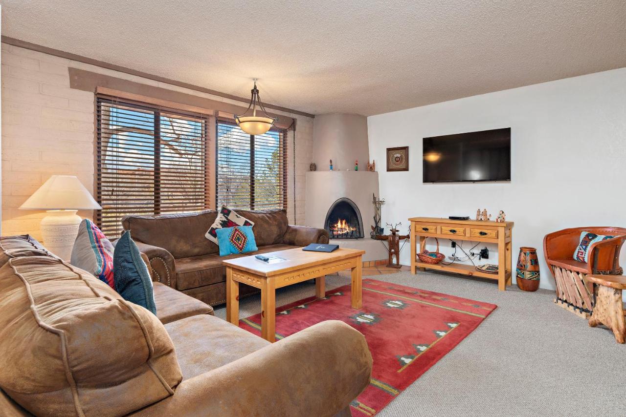 Standard Two-Bedroom Condominium at Fort Marcy Suites
