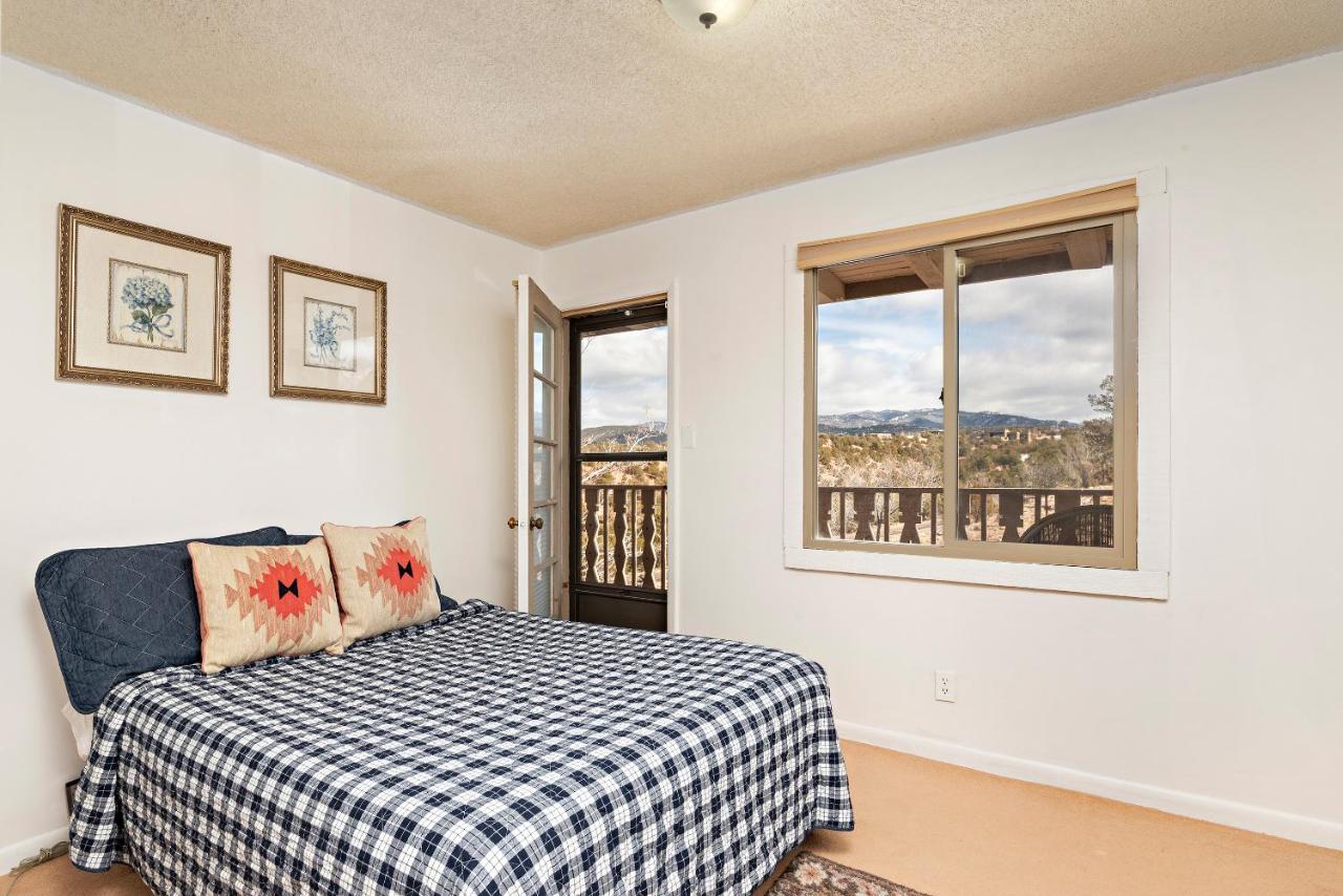 Standard Three-Bedroom Condominium at Fort Marcy Suites