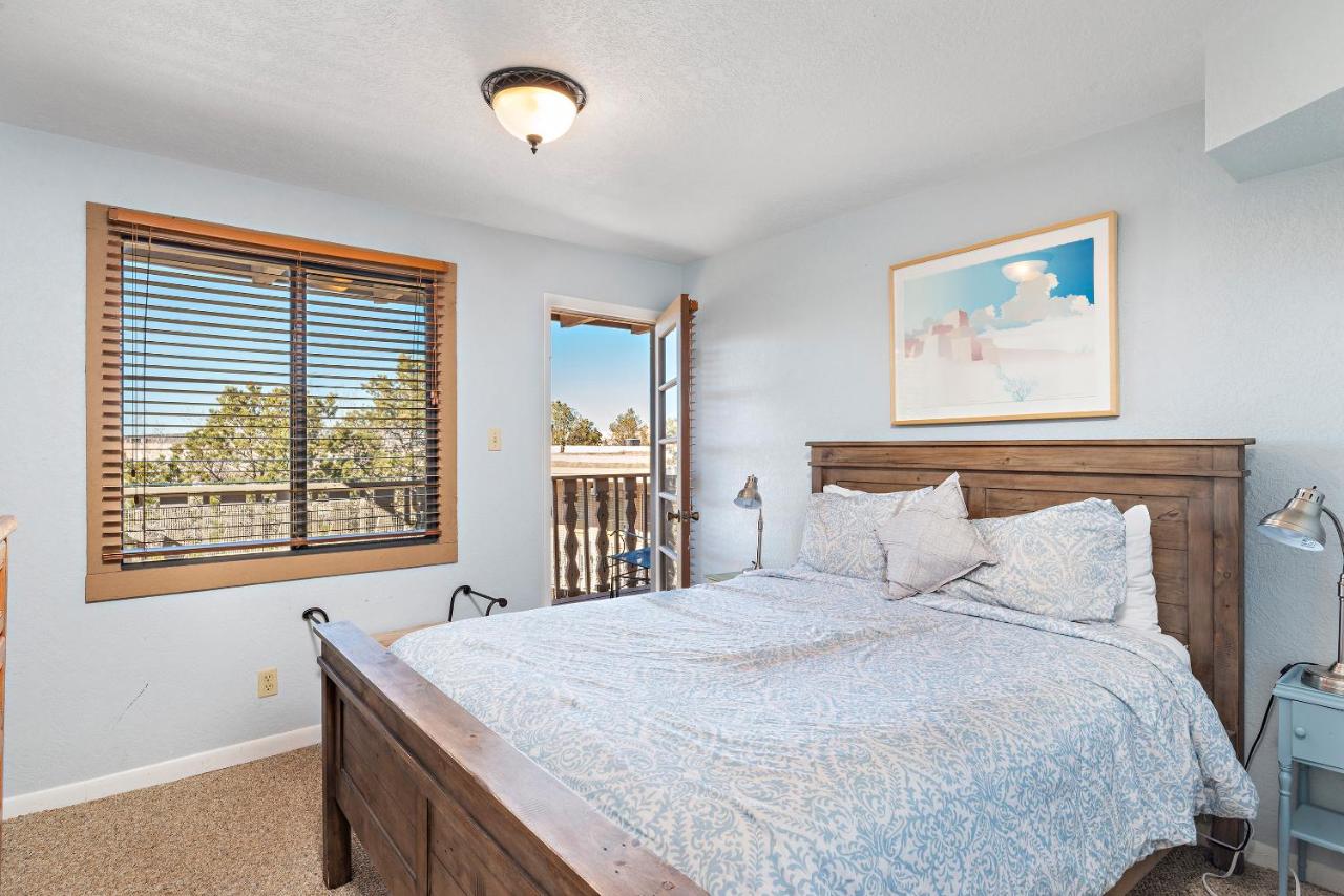 Standard Three-Bedroom Condominium at Fort Marcy Suites
