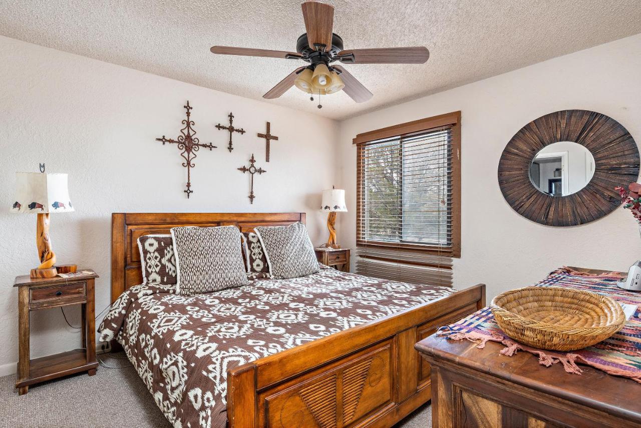 | Fort Marcy Suites