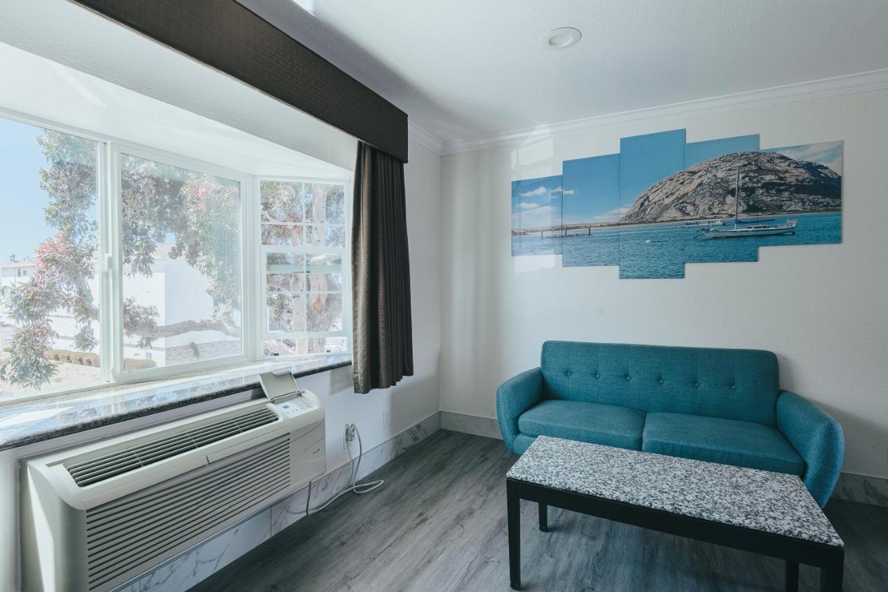 Deluxe Two Queen Bed Room Suite - Upstairs, Non-Smoking, No Pets at Sea Air Inn & Suites - Downtown - Restaurant Row
