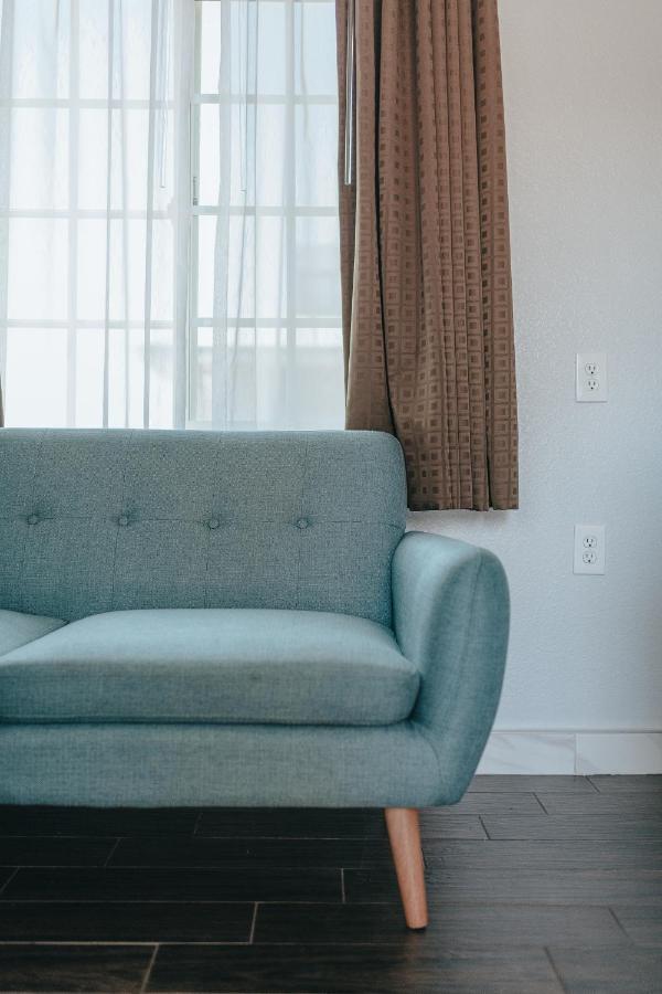 Deluxe Junior King Suite - Downstairs, Non-Smoking, No Pets at Sea Air Inn & Suites - Downtown - Restaurant Row