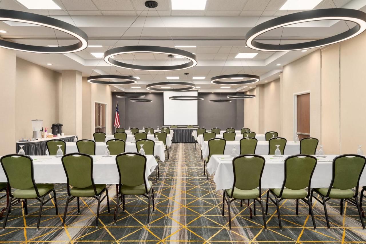 | Holiday Inn Florence, an IHG Hotel