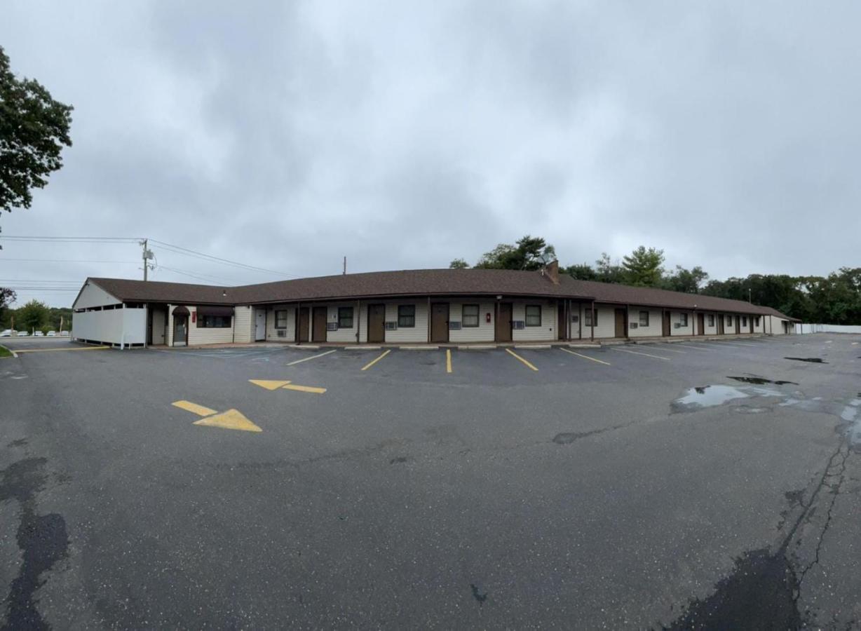 | 112 Motel