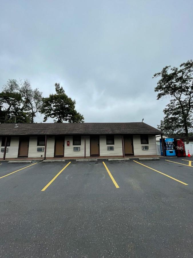 | 112 Motel
