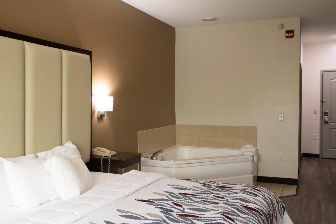  | FairBridge Inn & Suites Marion