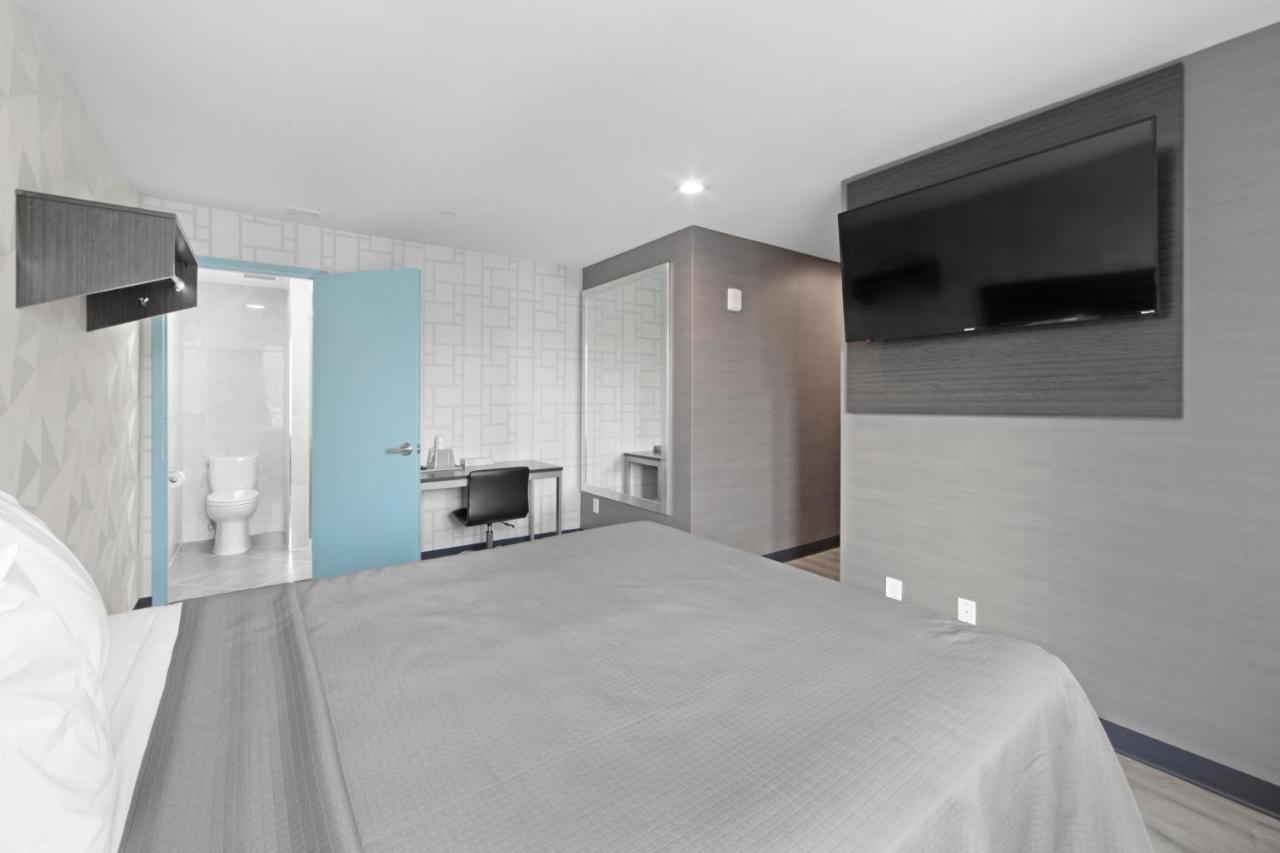 | Hotel 365 Bronx - Yankee Stadium