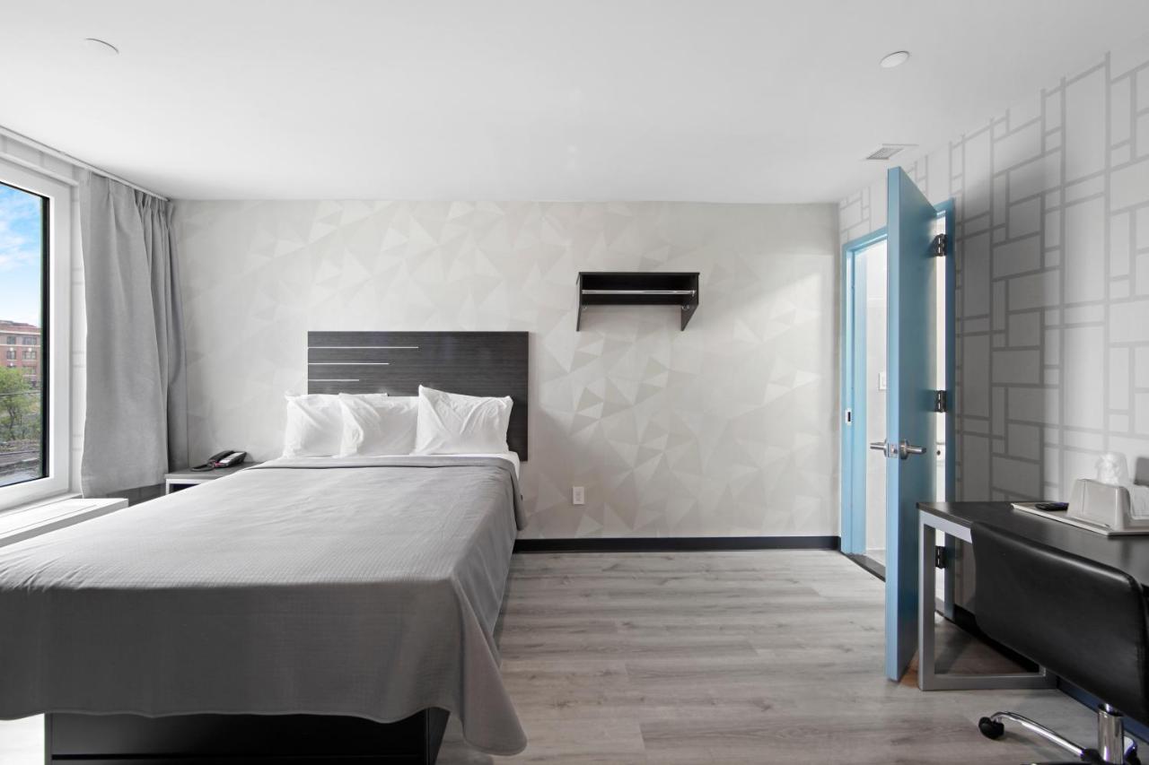 | Hotel 365 Bronx - Yankee Stadium