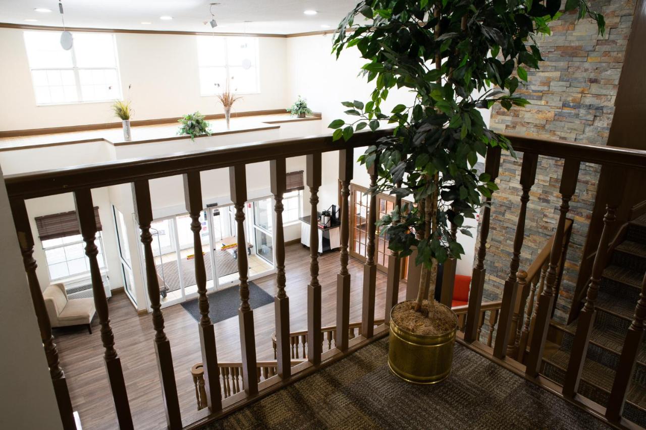 | FairBridge Inn & Suites Marion