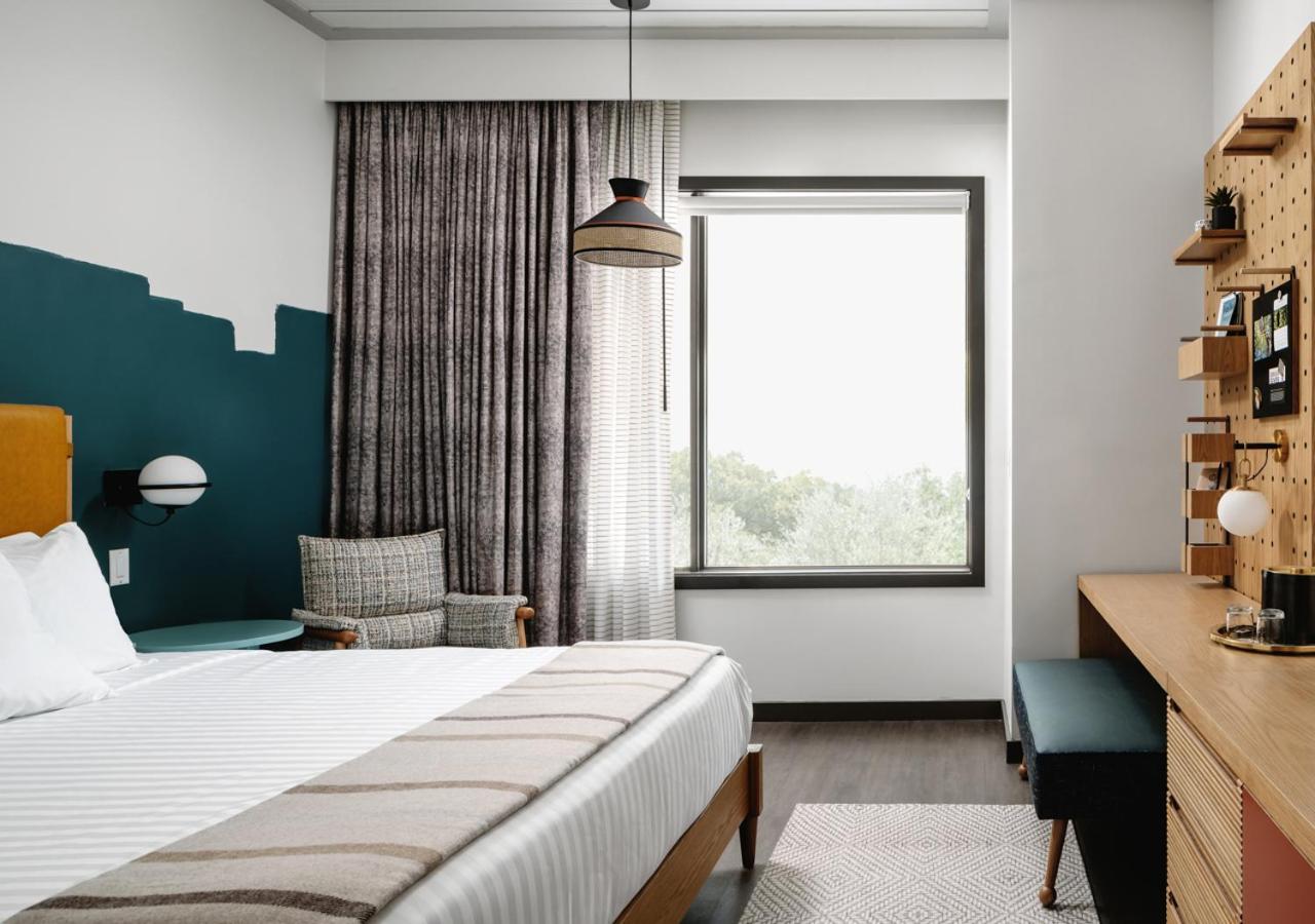 King at Origin Austin, A Wyndham Hotel