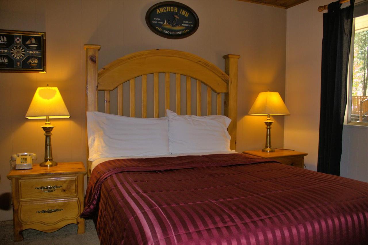 | Goldmine Lodge