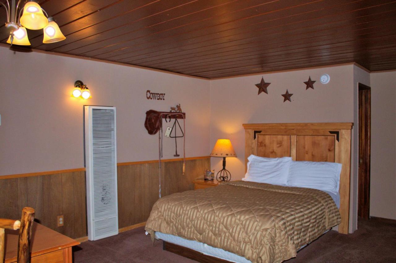 | Goldmine Lodge