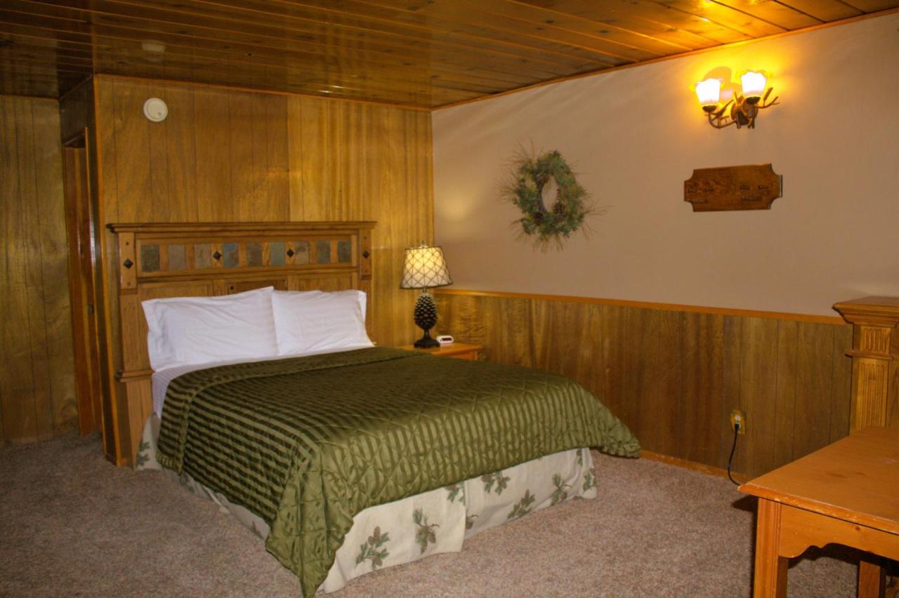 | Goldmine Lodge