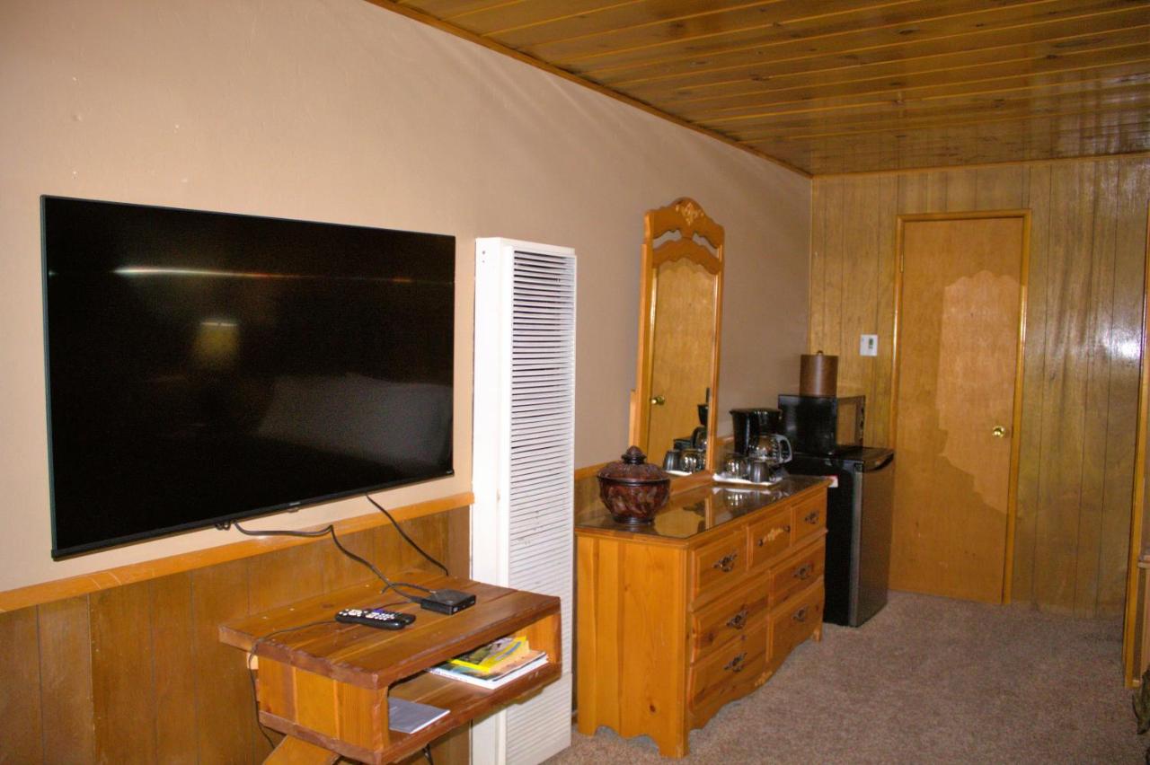 | Goldmine Lodge