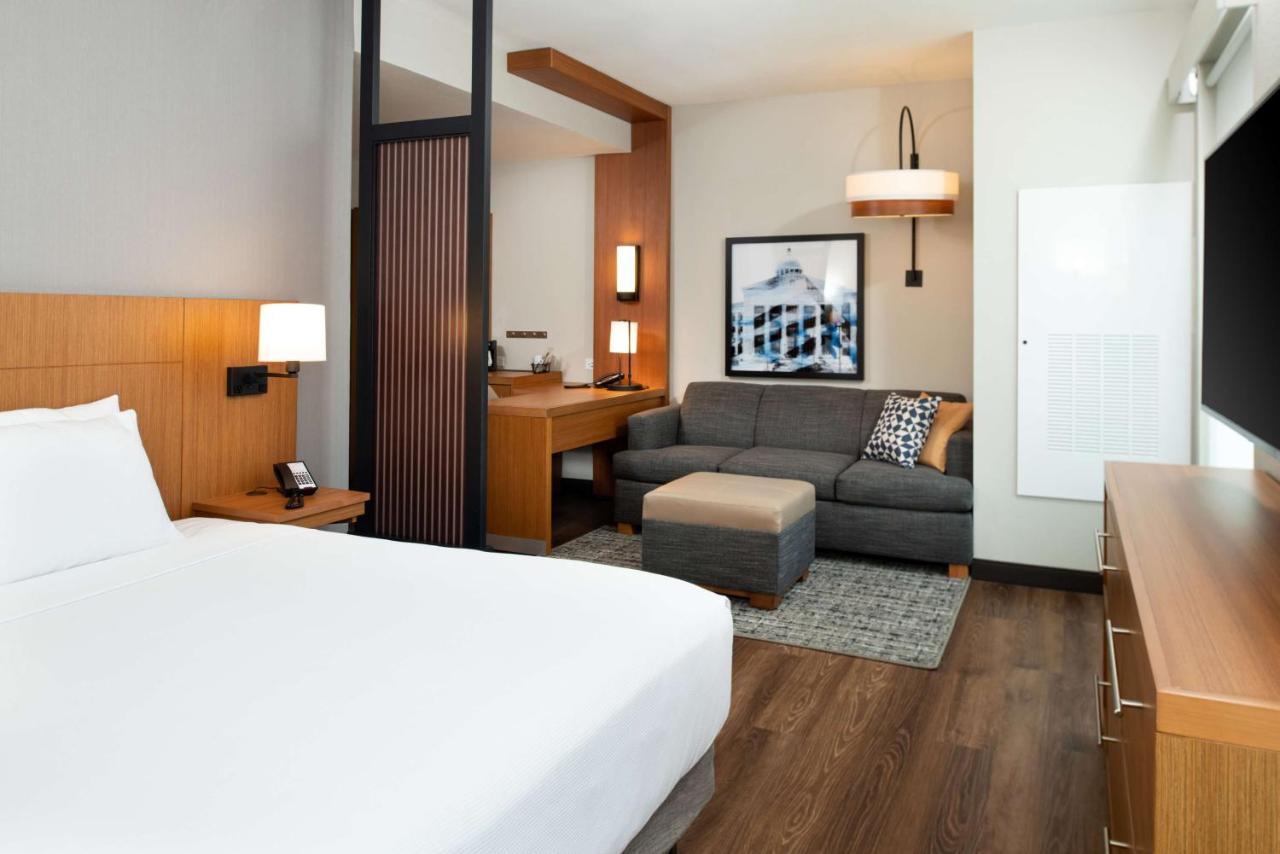 Deluxe King Room at Hyatt Place Dallas/Rockwall