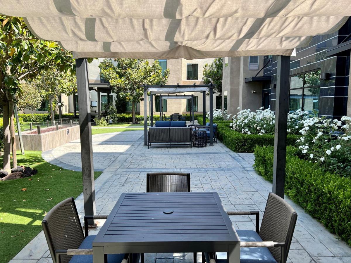 | Staybridge Suites Carlsbad, an IHG Hotel