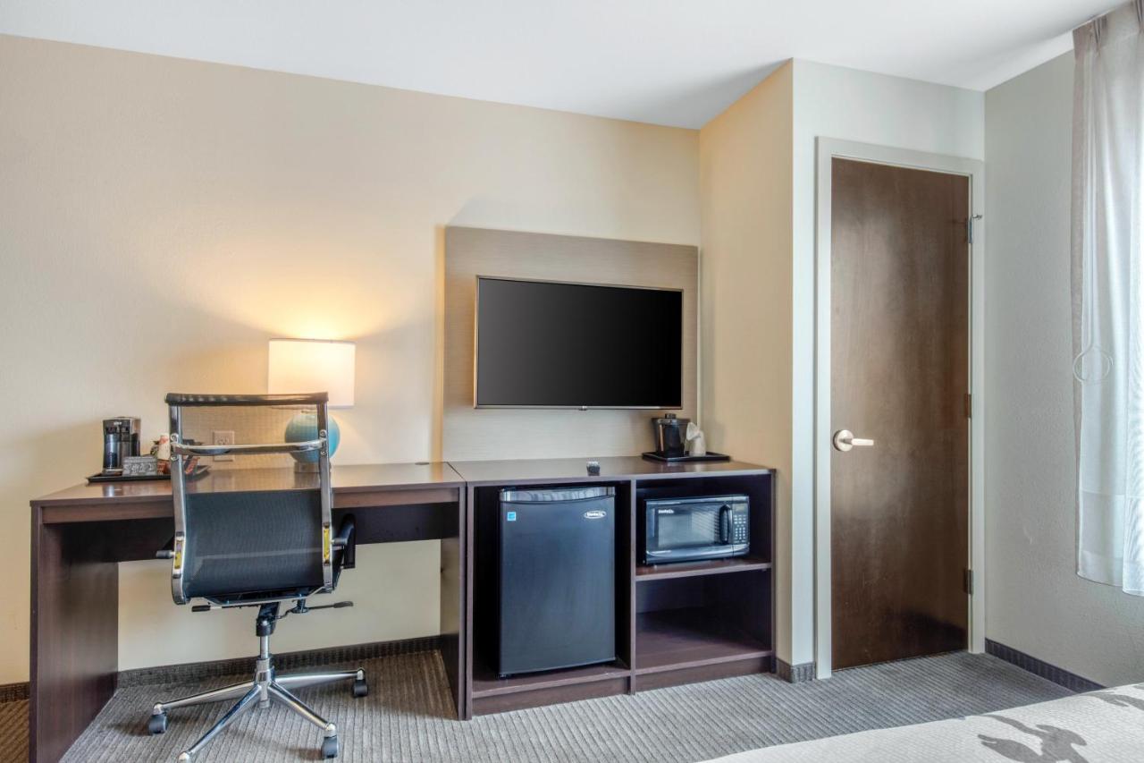 Queen Room with Two Queen Beds - Non-Smoking at Comfort Inn St. Louis Airport