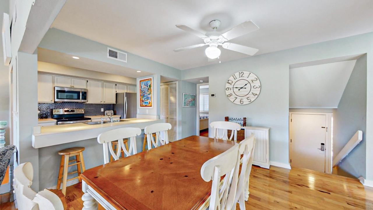 | 272 Turnberry Village