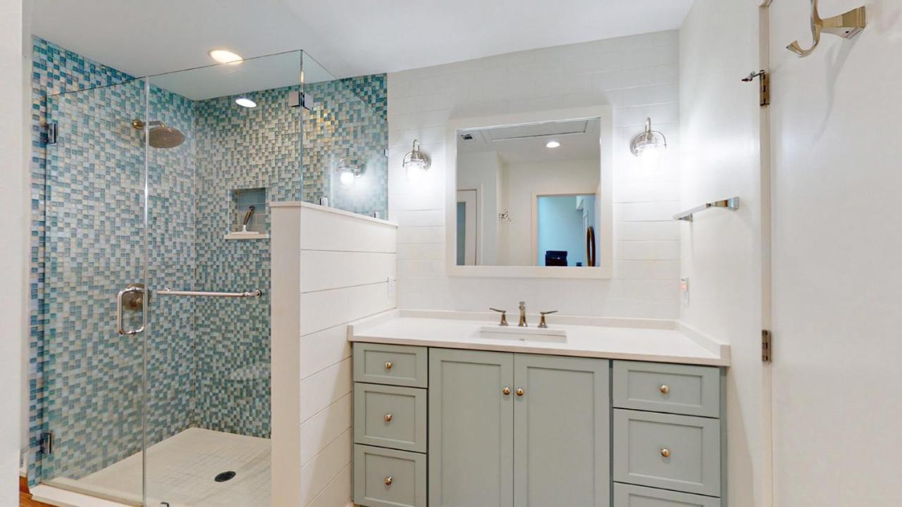 | 272 Turnberry Village