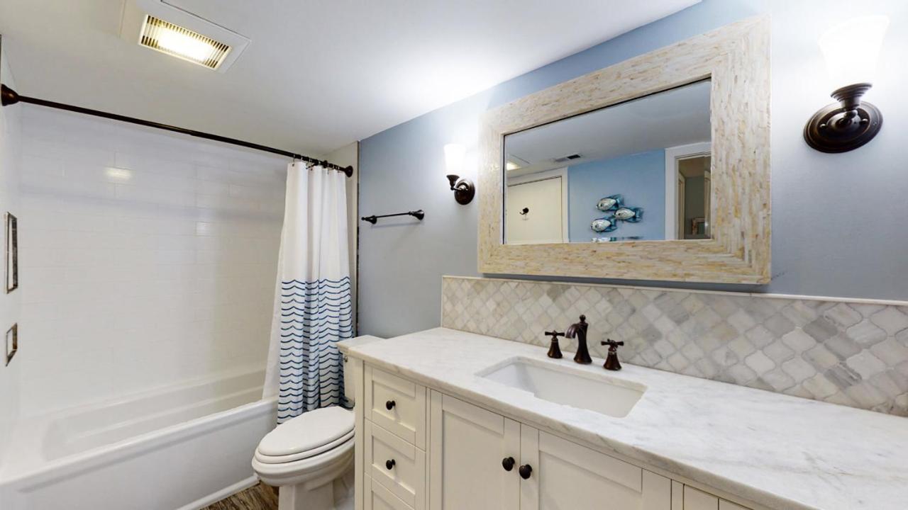 | 272 Turnberry Village