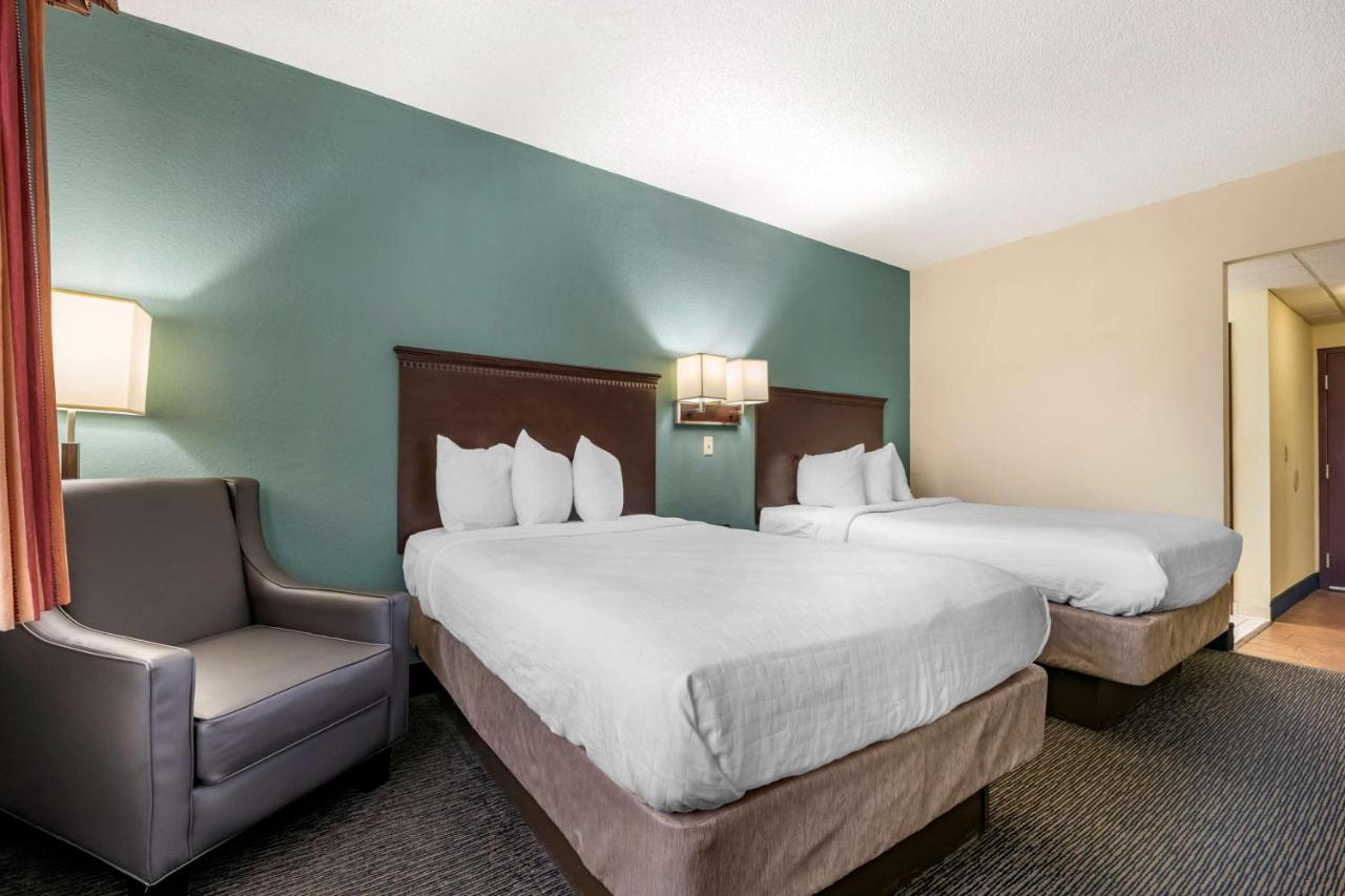 Double Room with Two Double Beds - Non Smoking at Best Western Gateway Grand