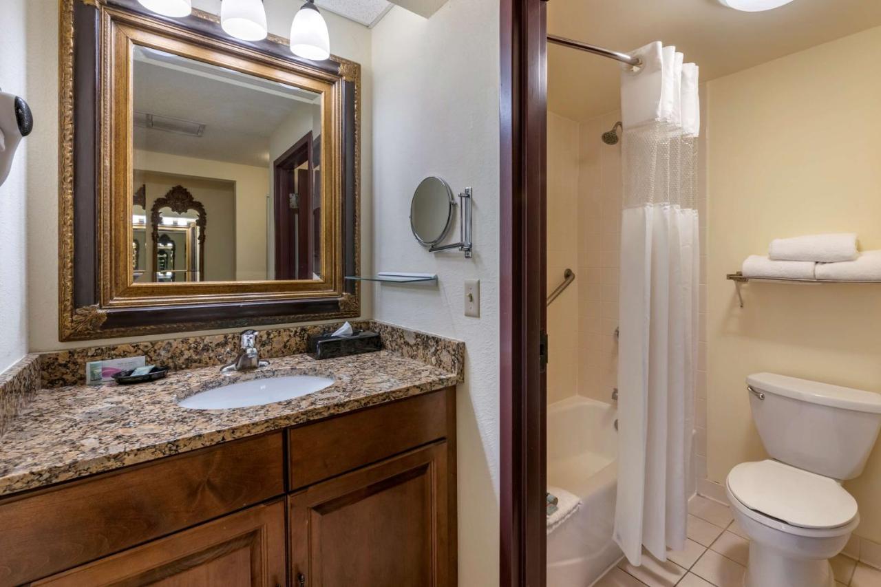  | Best Western Gateway Grand