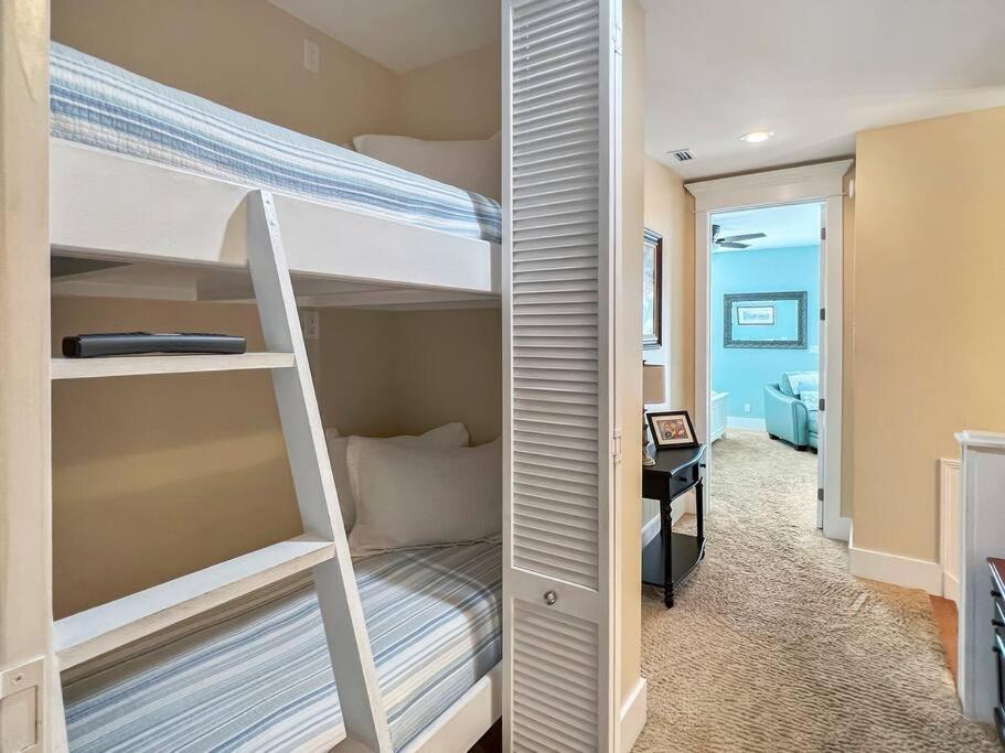  | Seaside Escape 4BR/4BA Steps to Beach