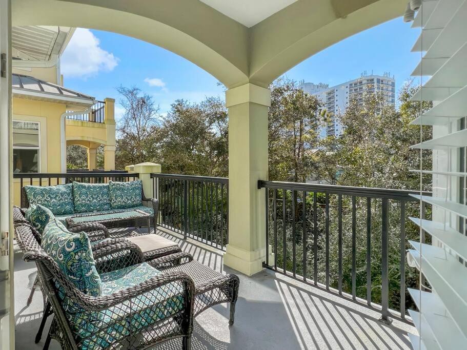  | Seaside Escape 4BR/4BA Steps to Beach
