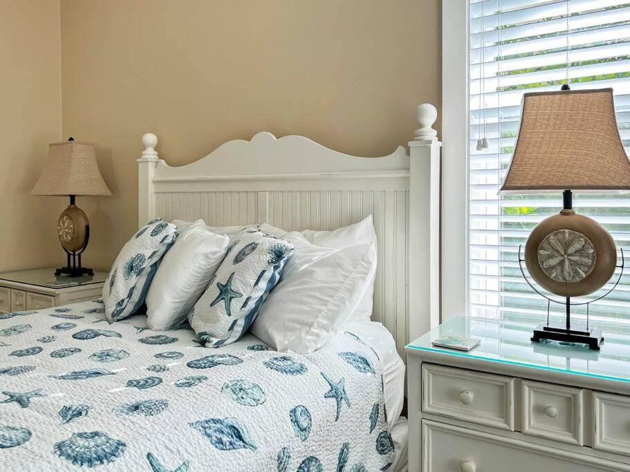  | Seaside Escape 4BR/4BA Steps to Beach