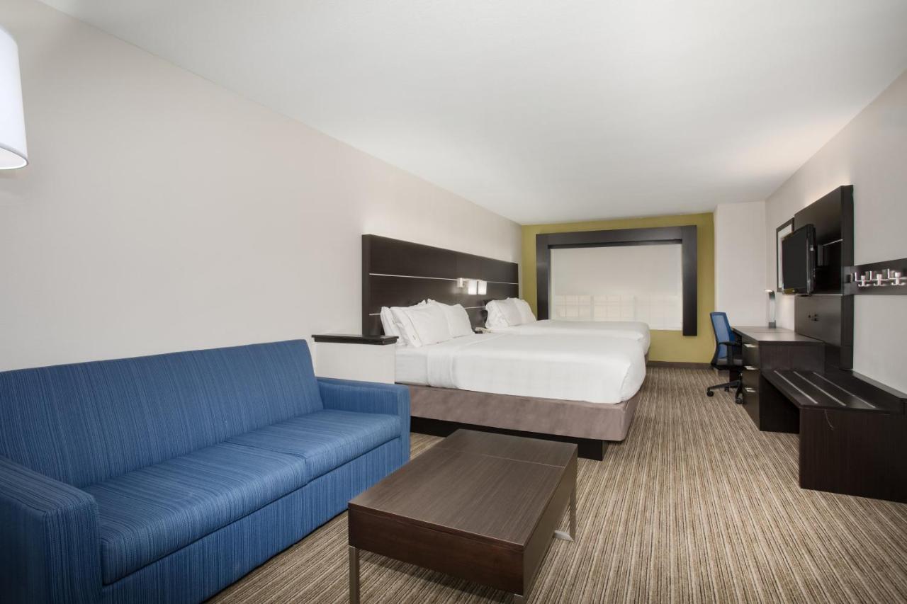 | Holiday Inn Express Hotel & Suites Fort Collins, an IHG Hotel