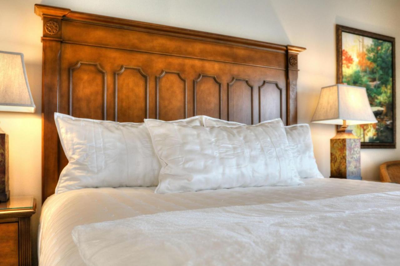 RiverStone Resort & Spa