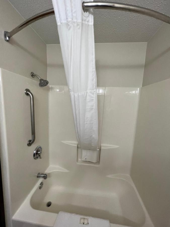 King Room - Non-Smoking at Quality Inn Mitchell I-90