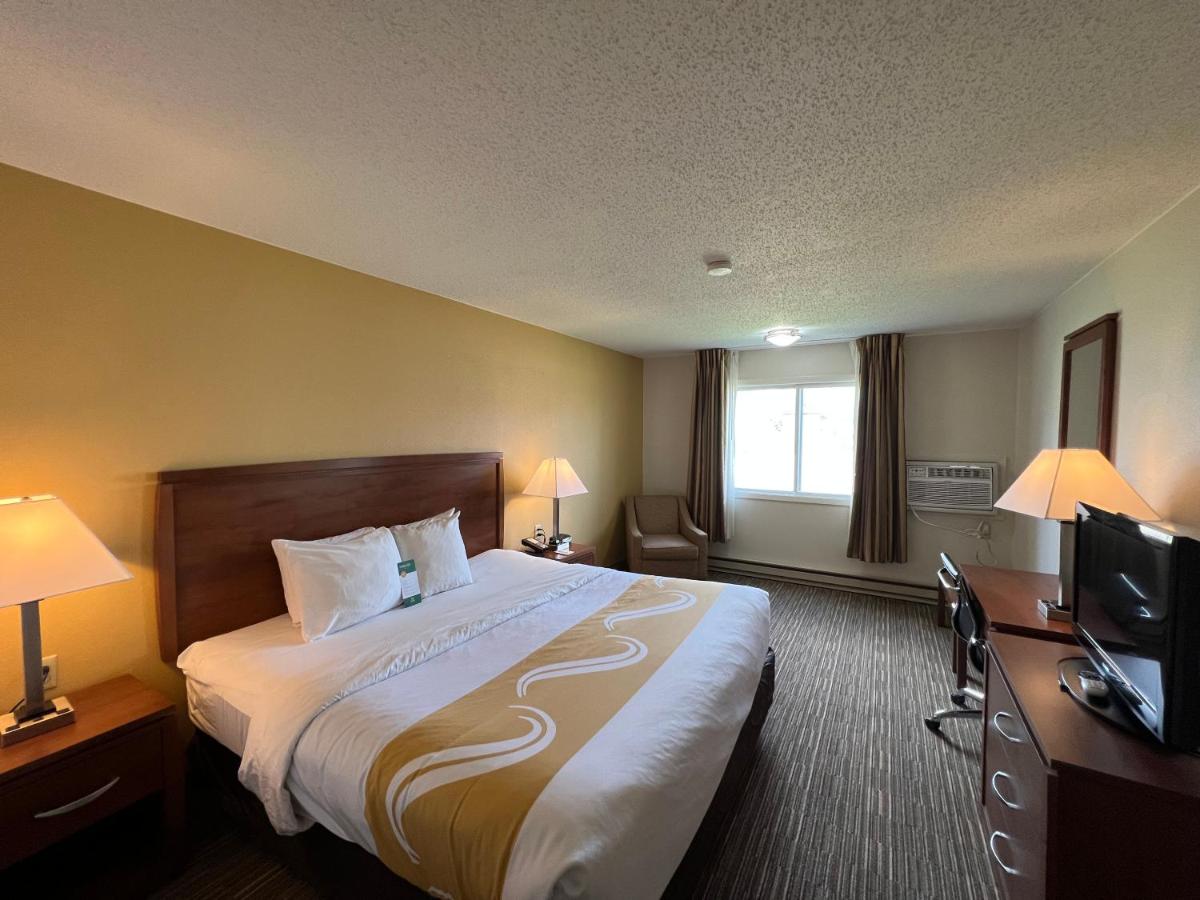 King Room - Non-Smoking at Quality Inn Mitchell I-90