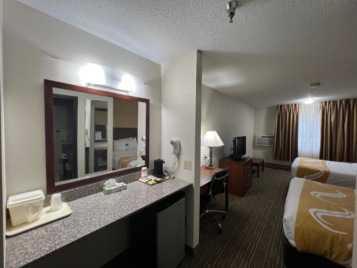 Queen Room with Two Queen Beds - Non-Smoking/Pet Friendly at Quality Inn Mitchell I-90