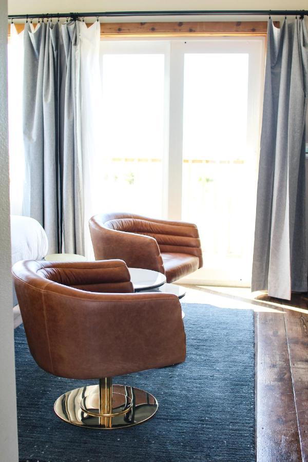 Corner Studio - Second Floor at Oceanfront Inn at Discovery Coast
