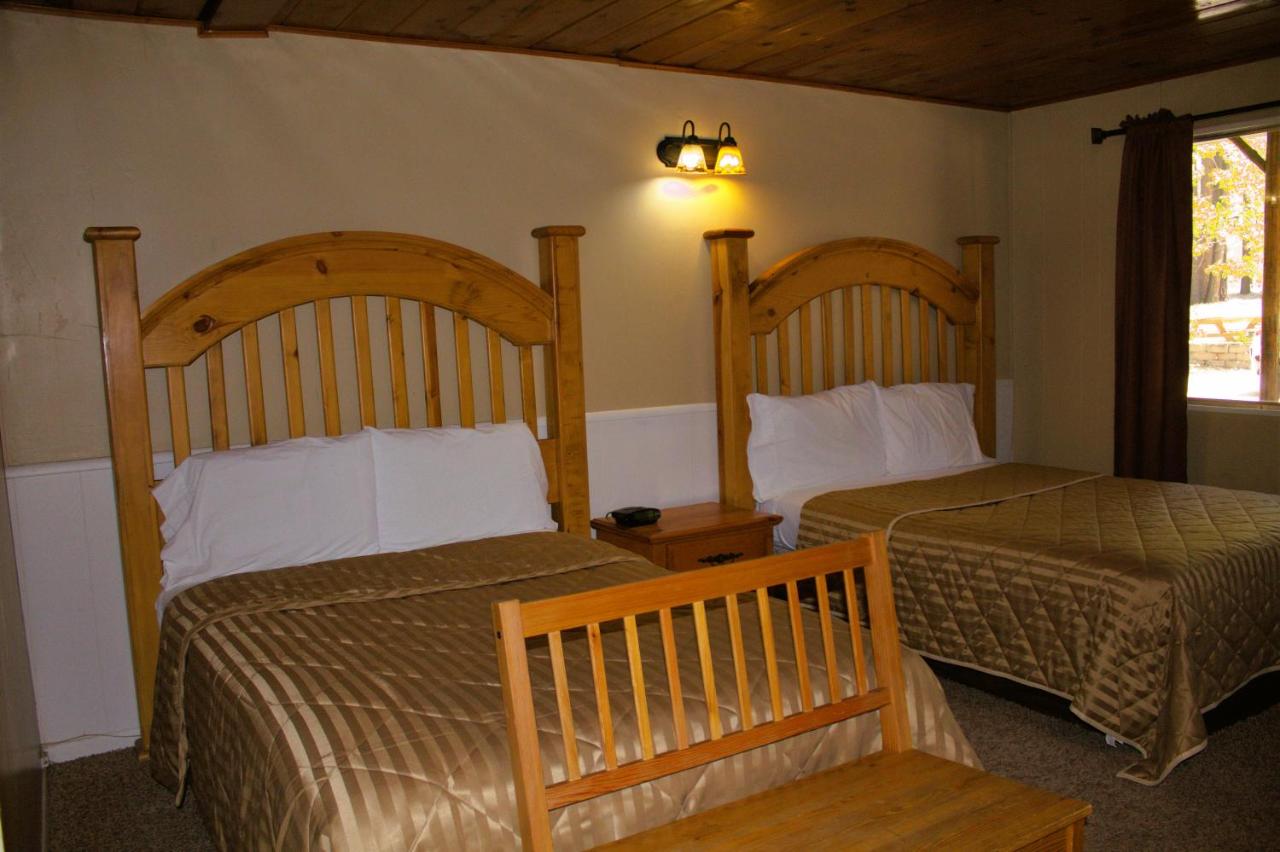 | Goldmine Lodge